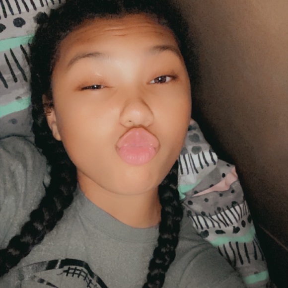 Meet your Posher, Brynn - Picture 12 of 15